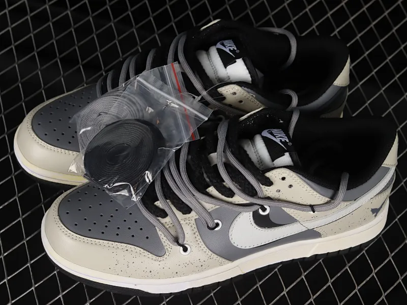 All Categories Nk SB Dunk Series Nk SB Dunk Low Low-top Sneakers Nk Dunk Low Desert Wasteland Customized version of deconstructed strap casual sneakers DD1391-100